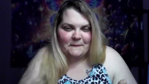 Hazeleyez97 online show from May 14, 2026, 4:30 am