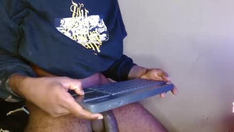 hazlan_420 online show from September 22, 2025, 11:01 am