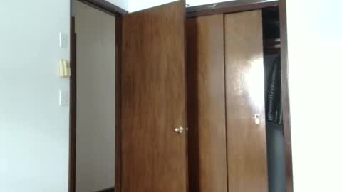 Snapshot of heatwavee chatting on December 4, 2025, 6:16 pm heatwavee online show from December 4, 2025, 6:16 pm