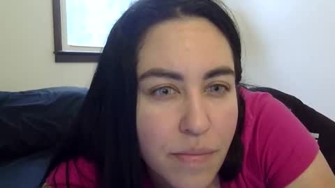 Snapshot of heatwavee chatting on January 6, 2026, 1:59 pm heatwavee online show from January 6, 2026, 1:59 pm