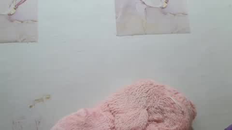 heavenlyeyes69 online show from January 7, 2025, 6:14 pm