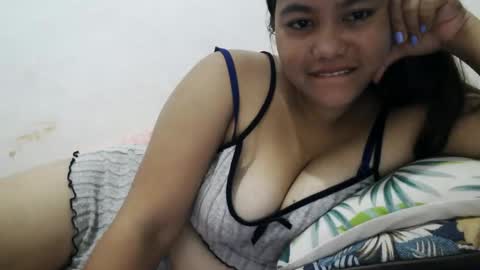 heavenlyeyes69 online show from October 15, 2025, 9:26 pm