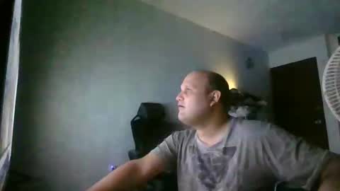 Snapshot of heavy_rebellxc chatting on January 27, 2025, 4:41 am Heavy Rebell online show from January 27, 2025, 4:41 am