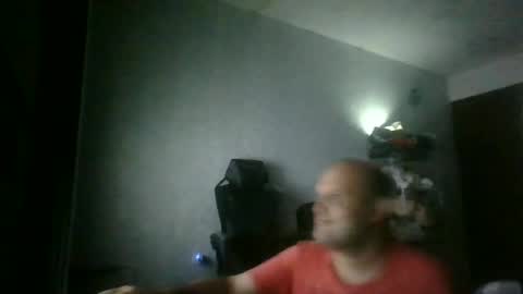 Snapshot of heavy_rebellxc chatting on June 13, 2026, 6:33 am Heavy Rebell online show from June 13, 2026, 6:33 am