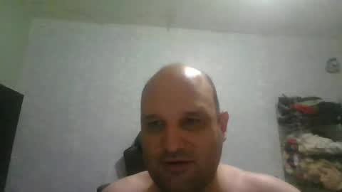 Snapshot of heavy_rebellxc chatting on June 19, 2026, 8:51 am Heavy Rebell online show from June 19, 2026, 8:51 am