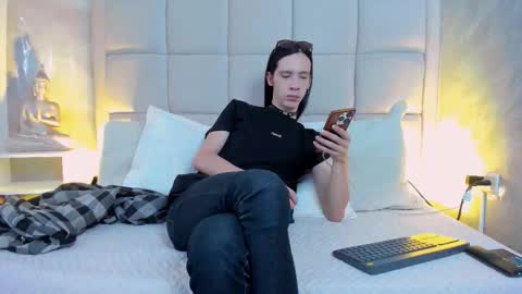 Keira Hecate online show from November 9, 2025, 7:23 pm