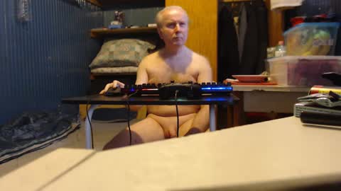 hedonista67 online show from February 4, 2025, 11:16 am