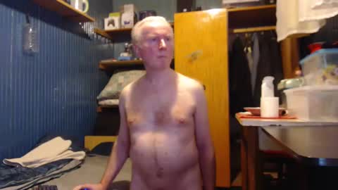 hedonista67 online show from February 8, 2025, 6:55 pm