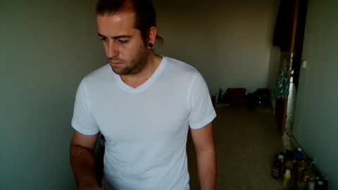 hei_69 online show from October 19, 2025, 3:56 pm