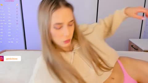 Heida online show from February 9, 2025, 5:08 am