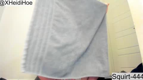 Manyvids    online show from February 18, 2026, 7:04 am