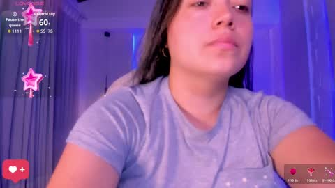 Snapshot of heidy_jhons chatting on October 4, 2025, 3:59 am Heidy online show from October 4, 2025, 3:59 am