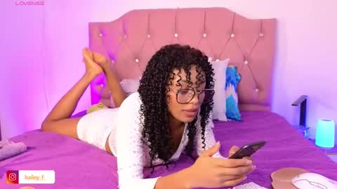 Snapshot of heily_fox chatting on February 28, 2025, 9:15 am HEILY online show from February 28, 2025, 9:15 am