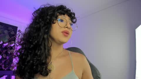 Snapshot of heka_prudence chatting on December 9, 2024, 3:18 am Heka Prudence online show from December 9, 2024, 3:18 am
