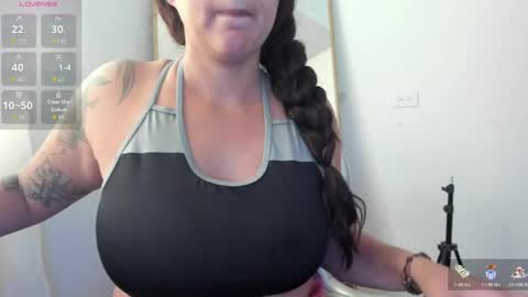 Snapshot of hela_wet chatting on April 13, 2026, 6:46 pm Hela Independent model online show from April 13, 2026, 6:46 pm