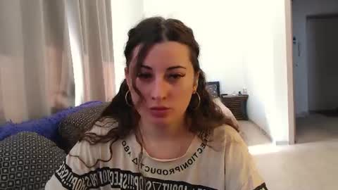Snapshot of helen_adams_ chatting on June 20, 2026, 5:43 am helen_adams_ online show from June 20, 2026, 5:43 am