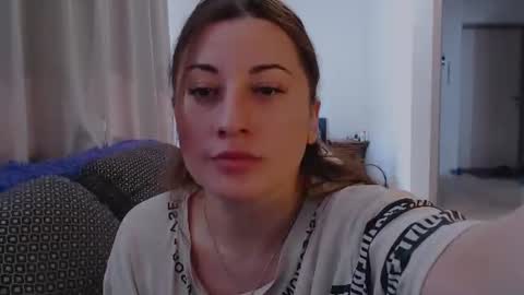 Snapshot of helen_adams_ chatting on July 13, 2026, 6:05 am helen_adams_ online show from July 13, 2026, 6:05 am