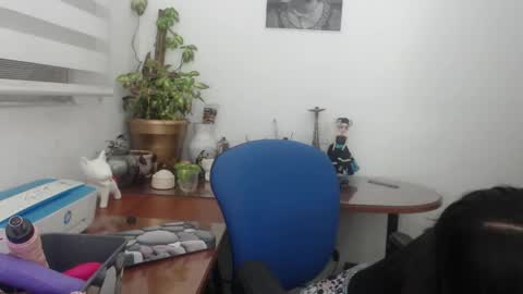 Snapshot of helena_olivet chatting on November 15, 2025, 3:48 am HELENA online show from November 15, 2025, 3:48 am