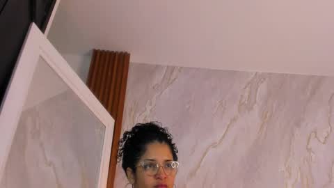 Helena Santos  online show from March 7, 2026, 11:29 am