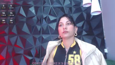 Snapshot of helenasaenzz chatting on December 3, 2025, 11:41 am Helena Saenz online show from December 3, 2025, 11:41 am