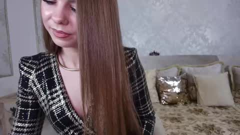 Snapshot of helenbenit chatting on February 10, 2025, 12:08 am Helen online show from February 10, 2025, 12:08 am