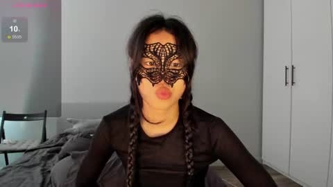 Hi I am Helen online show from June 22, 2026, 3:25 am