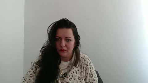 Snapshot of helenhh chatting on February 3, 2026, 10:09 am helenhh online show from February 3, 2026, 10:09 am