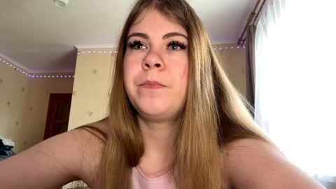 Chloe online show from May 28, 2026, 8:11 am