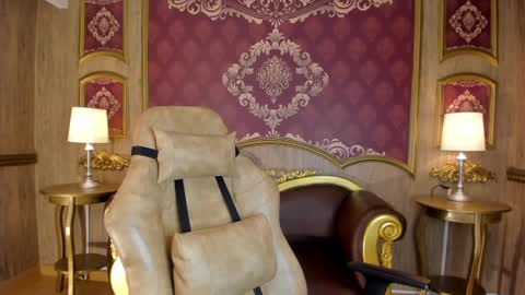 Helen or Hells online show from September 18, 2025, 12:29 pm