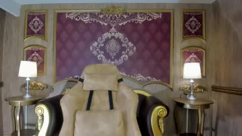 Helen or Hells online show from September 19, 2025, 12:28 pm