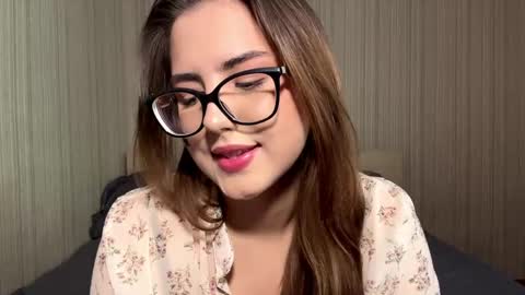 Snapshot of helgadaoud chatting on May 29, 2026, 1:20 pm Ada online show from May 29, 2026, 1:20 pm