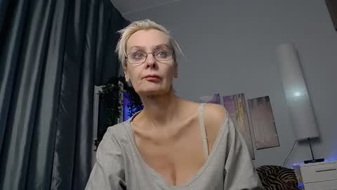 Snapshot of helgahimmele chatting on January 20, 2025, 9:22 pm Helga online show from January 20, 2025, 9:22 pm