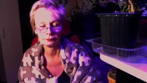 Helga online show from May 29, 2026, 6:39 pm