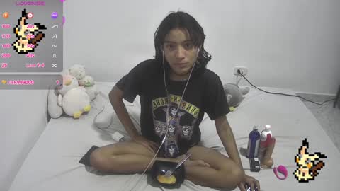 Helia Transfem and Amy online show from January 24, 2025, 5:42 am