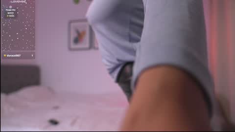 Snapshot of hell_lo chatting on November 16, 2025, 9:53 pm Lorette Lory online show from November 16, 2025, 9:53 pm