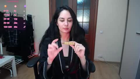Snapshot of hella_helen chatting on May 8, 2026, 5:40 pm Helen online show from May 8, 2026, 5:40 pm