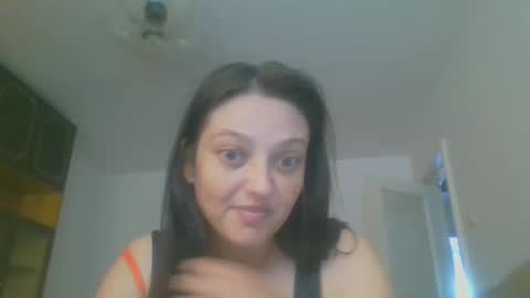 Snapshot of hellen_jessy chatting on June 7, 2026, 1:37 pm Jessy online show from June 7, 2026, 1:37 pm