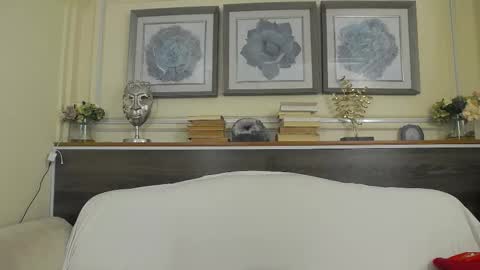 Snapshot of hellendesire chatting on November 15, 2025, 3:59 am online show from November 15, 2025, 3:59 am