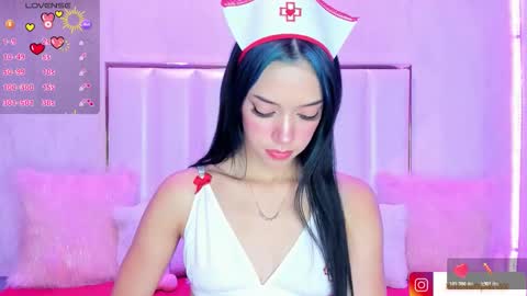 Snapshot of hellenparis1 chatting on November 8, 2025, 6:13 am Hellen Paris online show from November 8, 2025, 6:13 am