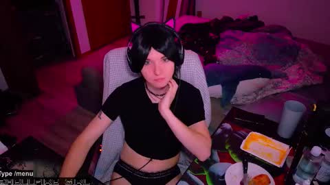 Hayley online show from November 11, 2025, 2:11 am