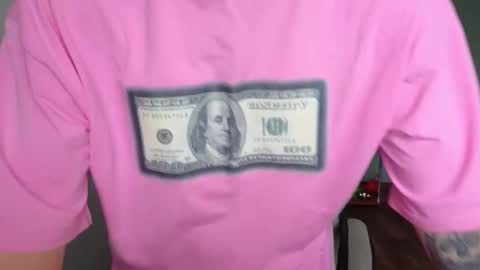 Snapshot of hellish_sugar chatting on November 28, 2025, 10:07 am Remy online show from November 28, 2025, 10:07 am