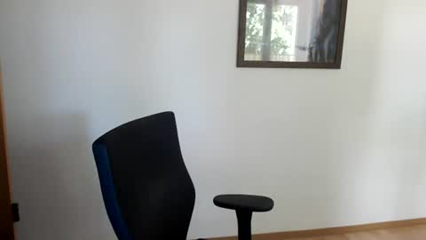 helloitsme7791 online show from July 8, 2026, 11:04 am