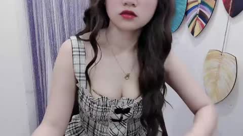 Snapshot of hellokitty_sexy chatting on April 15, 2026, 3:35 am hellokitty_sexy online show from April 15, 2026, 3:35 am