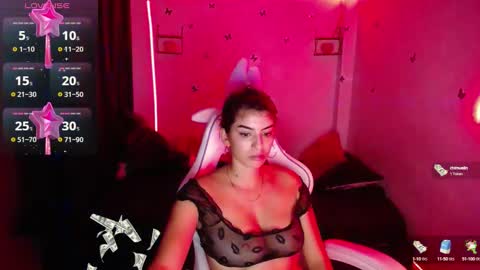Snapshot of helloo_kityy25 chatting on February 20, 2025, 7:45 am helloo_kityy25 online show from February 20, 2025, 7:45 am
