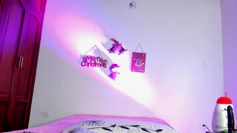 Snapshot of hellzel_moon chatting on January 9, 2026, 3:09 am Hellzel online show from January 9, 2026, 3:09 am