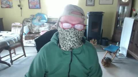 Snapshot of helvella chatting on February 12, 2026, 10:43 am Helvell online show from February 12, 2026, 10:43 am