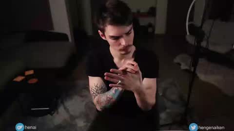 Snapshot of hengen_aiken chatting on February 25, 2025, 6:31 pm Hengen Aiken online show from February 25, 2025, 6:31 pm