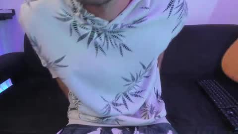 henrik_senn online show from April 17, 2026, 10:40 am