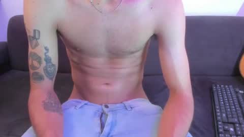 henrik_senn online show from July 11, 2026, 2:36 am