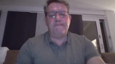 henrikrp1971 online show from May 19, 2026, 11:33 pm